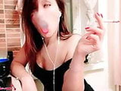 Babe Big Ass Fingering Sweet Pussy and Smoke Fetish Free XXX | xvideosearch.com