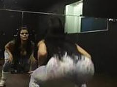 Esse e pra quem gosta de bunda Full Video | xvideosearch.com