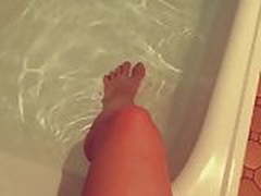 Bath Time -Testing Push Bath Ball - Pumpkin HD | xvideosearch.com