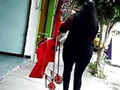 Sexy ama de casa va al mandado HD | xvideosearch.com