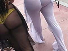 Jiggly booty in see thru HD | xvideosearch.com