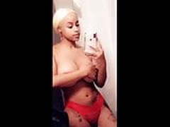 Kiyomi Leslie hiding her delicious boobs HD | xvideosearch.com