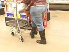 Small donk on a Mature cougar! Watch her eyes she knows Hot Clip | xvideosearch.com