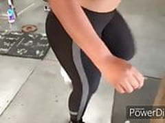 Gl0wzay thick wit a nice smile Hot Clip | xvideosearch.com