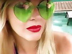 ValMarchiori Se Exibindo De Biquini Fio Dental 1 2019 HD Online | xvideosearch.com