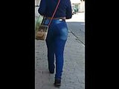 Seguindo rapidinho a morena gostosa de jeans HD | xvideosearch.com